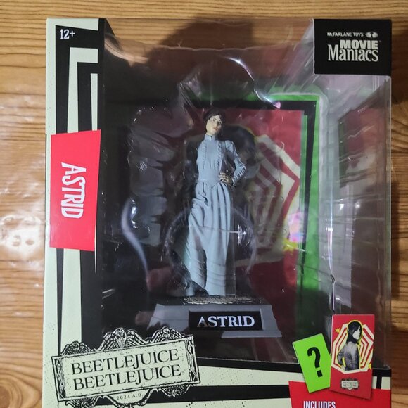 Astrid Jenna Ortega Beetlejuice McFarlane Figure Limited to 4250 (NEW) - Picture 8 of 11